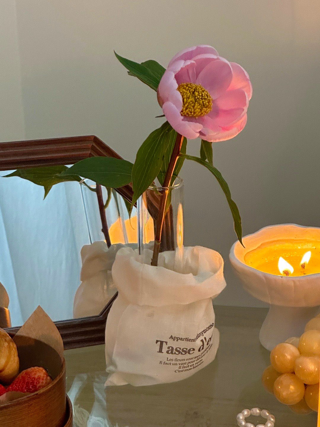 Home Fragrance In French - Vase à fleurs en verre de